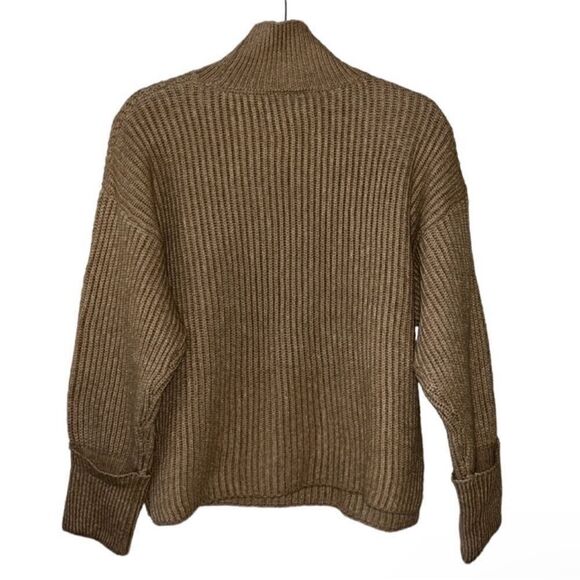 TOPSHOP Women's Topshop Mock Neck
Crop Sweater(Size Medium) - Picture 4 of 8